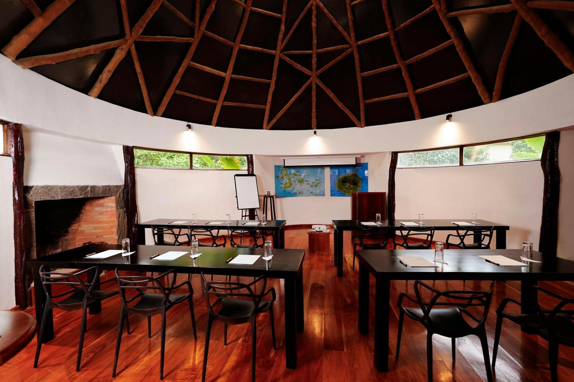 Royal Palm Galapagos, Curio Collection Hotel By Hilton Bellavista  Exterior photo
