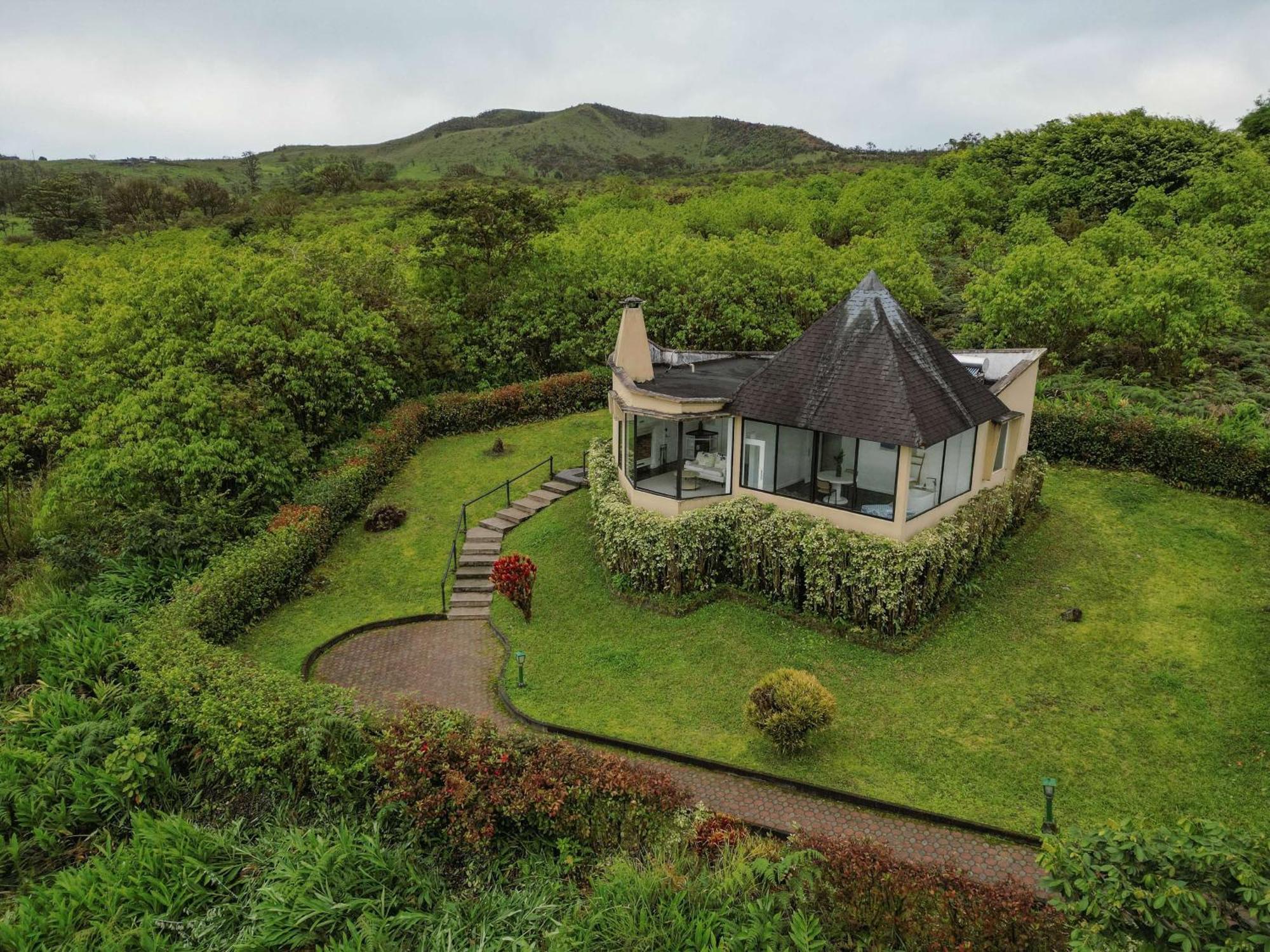 Royal Palm Galapagos, Curio Collection Hotel By Hilton Bellavista  Exterior photo