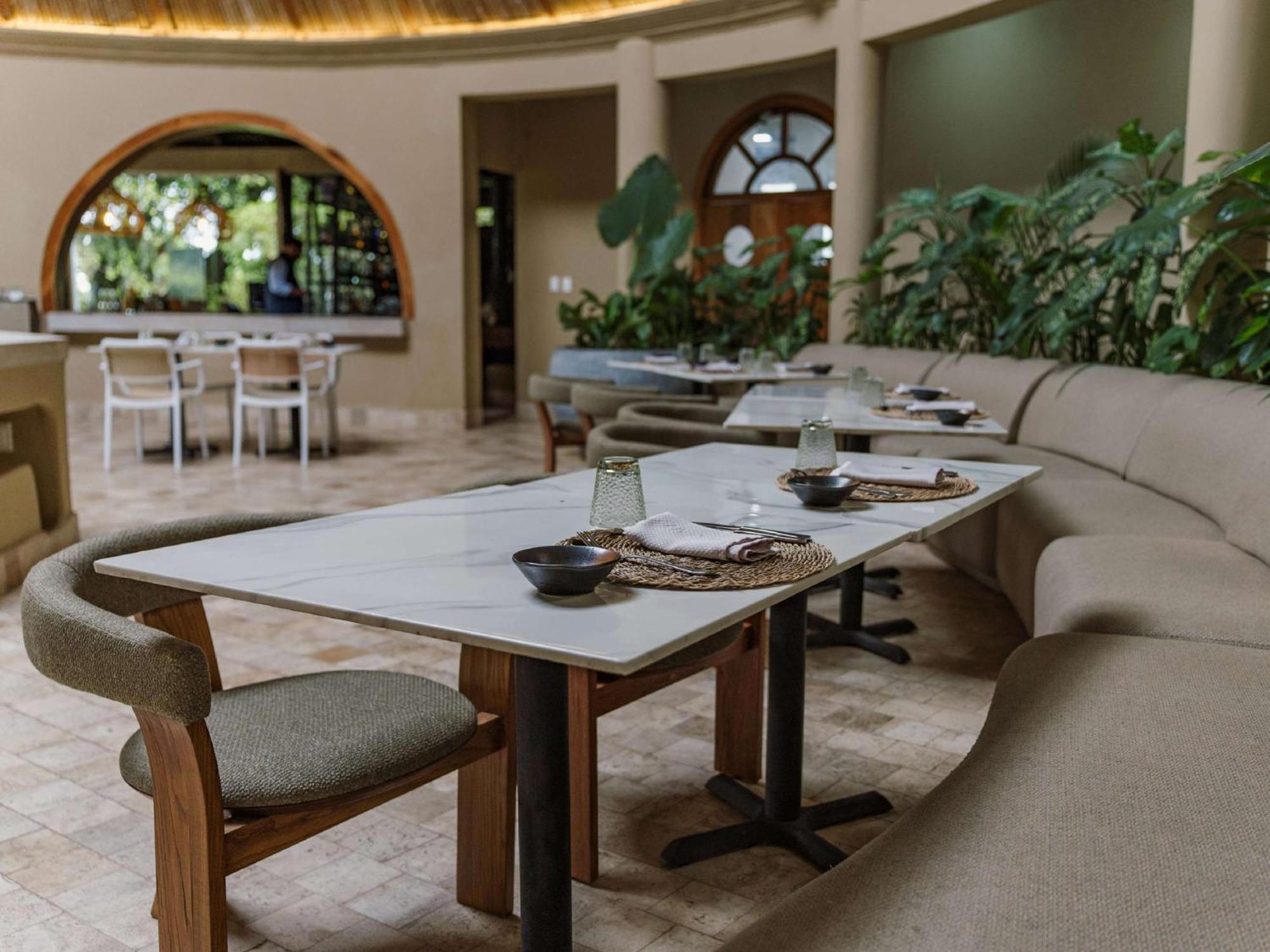 Royal Palm Galapagos, Curio Collection Hotel By Hilton Bellavista  Exterior photo