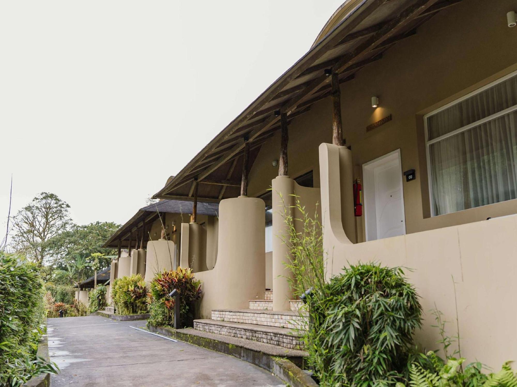Royal Palm Galapagos, Curio Collection Hotel By Hilton Bellavista  Exterior photo