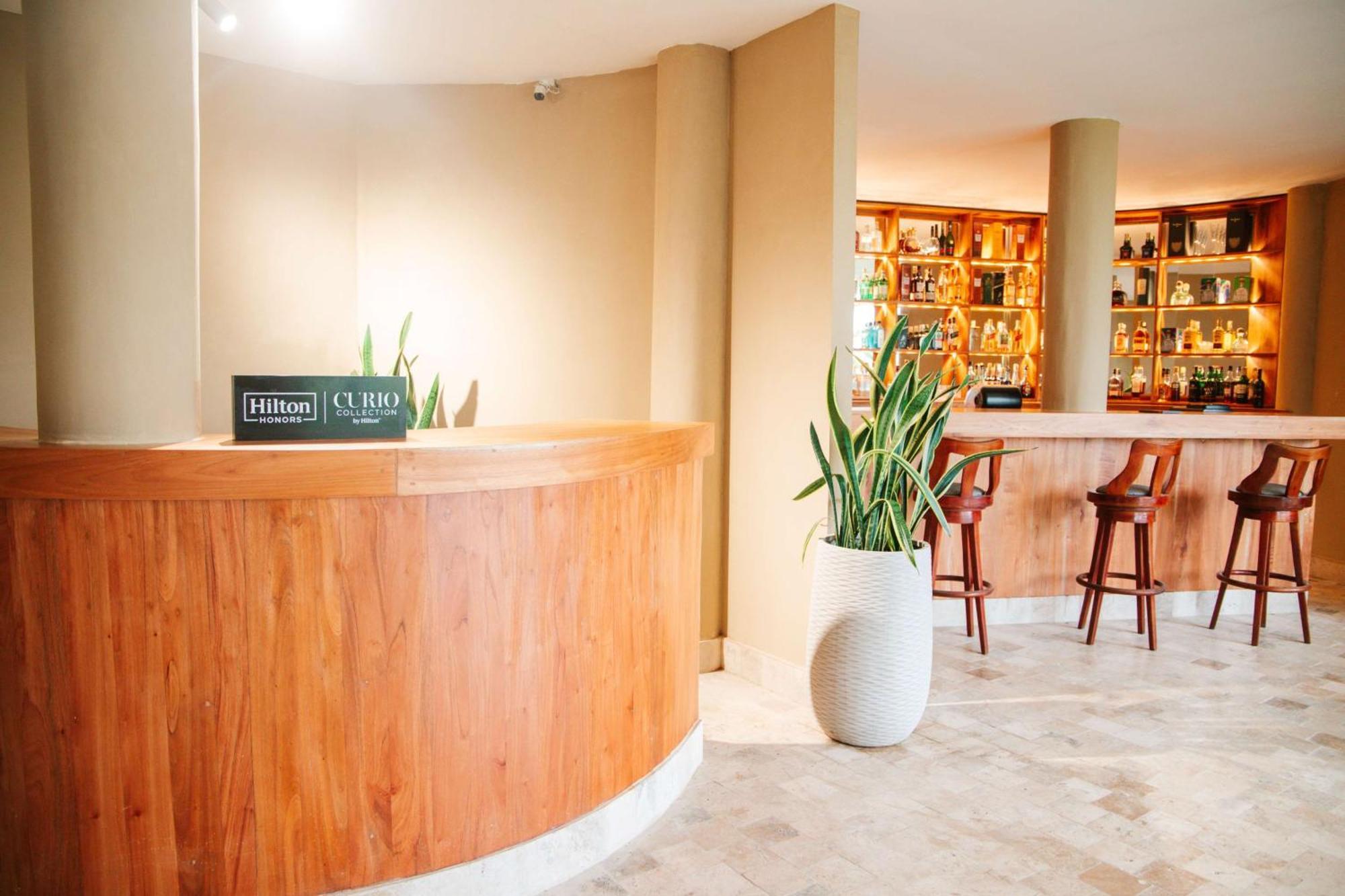 Royal Palm Galapagos, Curio Collection Hotel By Hilton Bellavista  Exterior photo